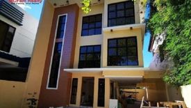 4 Bedroom House for sale in Industrial Valley, Metro Manila near LRT-2 Katipunan