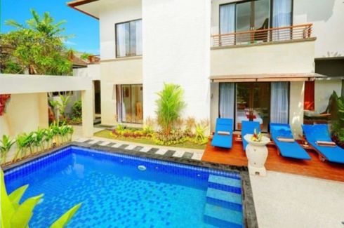Villa dijual dengan 5 kamar tidur di Ayunan, Bali