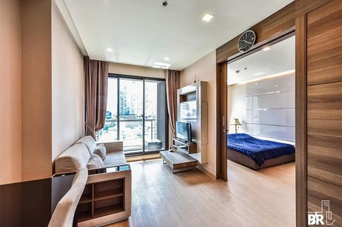 1 Bedroom Condo for sale in Silom, Bangkok near BTS Saint Louis