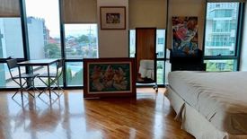 Condo for rent in Poblacion, Metro Manila near MRT-3 Buendia
