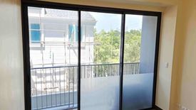 2 Bedroom Condo for sale in McKinley Hill, Metro Manila