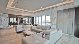 3 Bedroom Condo for sale in Khlong Ton Sai, Bangkok near BTS Saphan Taksin