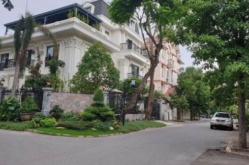 Cần bán nhà riêng 6 phòng ngủ tại Phường 13, Quận Tân Bình, Hồ Chí Minh