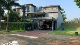Rumah disewa dengan 6 kamar tidur di Lengkong Kulon, Banten