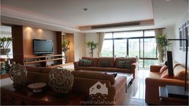 4 Bedroom Condo for rent in Phra Khanong Nuea, Bangkok