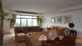 4 Bedroom Condo for rent in Phra Khanong Nuea, Bangkok