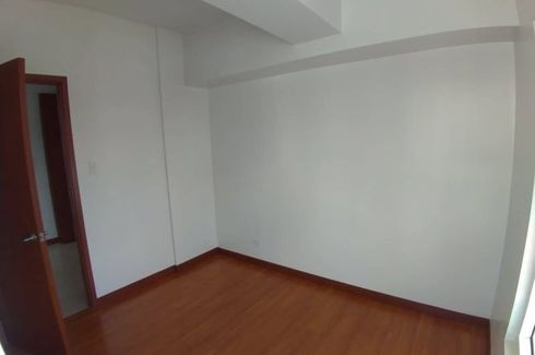 1 Bedroom House for Sale or Rent in Urdaneta, Metro Manila near MRT-3 Ayala
