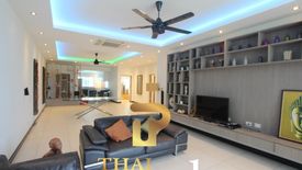 3 Bedroom Condo for sale in Jomtien Yacht Club, Na Jomtien, Chonburi