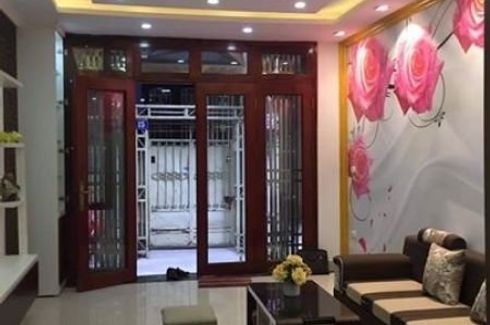 Cần bán nhà riêng 4 phòng ngủ tại Nghĩa Đô, Quận Ba Đình, Hà Nội