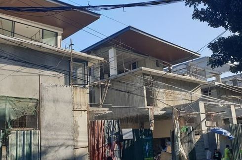 5 Bedroom House for sale in Mariana, Metro Manila