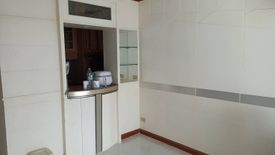 2 Bedroom Condo for rent in Sathorn House, Silom, Bangkok near BTS Surasak