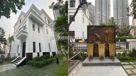 Cho thuê villa 4 phòng ngủ tại Vinhomes Central Park, Phường 22, Quận Bình Thạnh, Hồ Chí Minh