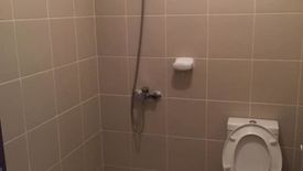 1 Bedroom Condo for sale in Urdaneta, Metro Manila near MRT-3 Ayala