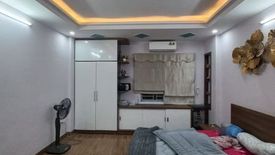 Cần bán nhà riêng 3 phòng ngủ tại Ngọc Khánh, Quận Ba Đình, Hà Nội