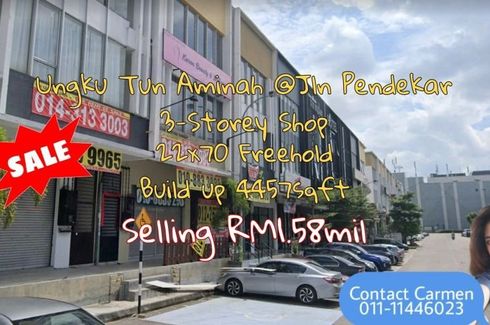 Commercial for sale in Taman Ungku Tun Aminah, Johor