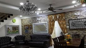 4 Bedroom House for sale in B & G Komersial Sentral, Selangor