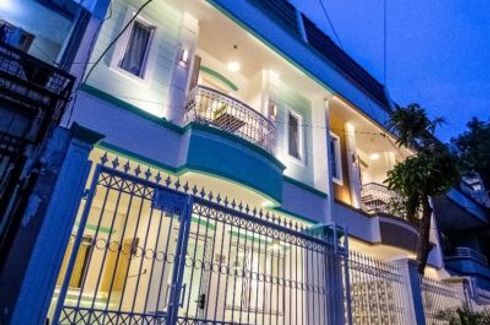 Rumah dijual dengan 20 kamar tidur di Tanjung Duren Selatan, Jakarta