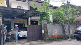 Villa disewa dengan 4 kamar tidur di Sesetan, Bali