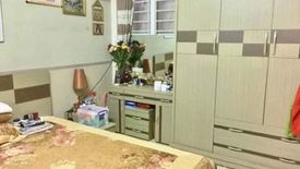 4 Bedroom House for sale in Nga Tu So, Ha Noi