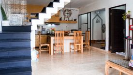 Rumah dijual dengan 6 kamar tidur di Dauh Puri, Bali