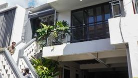 Rumah dijual dengan 6 kamar tidur di Dauh Puri, Bali