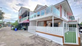 3 Bedroom Townhouse for sale in Bang Khu Rat, Nonthaburi