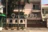 Rumah dijual dengan 3 kamar tidur di Kedoya Utara, Jakarta
