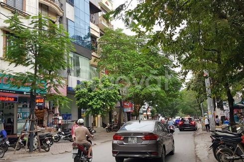 4 Bedroom Townhouse for sale in Dich Vong, Ha Noi