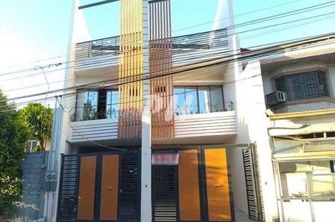 5 Bedroom Townhouse for sale in Teachers Village West, Metro Manila