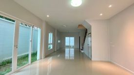3 Bedroom Townhouse for rent in Wat Ket, Chiang Mai