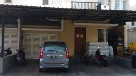 Townhouse dijual dengan 4 kamar tidur di Kalideres, Jakarta