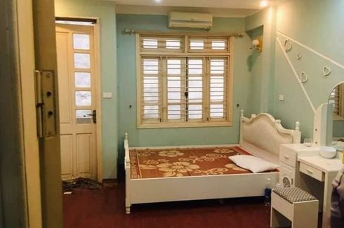 Cần bán nhà riêng 3 phòng ngủ tại Ngã Tư Sở, Quận Đống Đa, Hà Nội