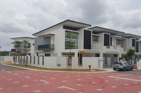 5 Bedroom House for sale in Johor Bahru, Johor