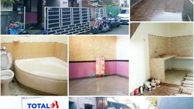 Rumah dijual atau disewa dengan 3 kamar tidur di Sesetan, Bali