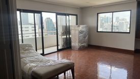 3 Bedroom Condo for rent in Kallista Mansion, Khlong Toei Nuea, Bangkok near BTS Nana