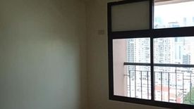 2 Bedroom Condo for Sale or Rent in Urdaneta, Metro Manila near MRT-3 Ayala