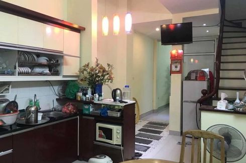 6 Bedroom House for sale in Lieu Giai, Ha Noi