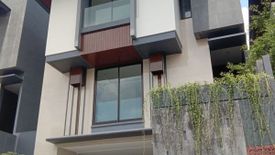Rumah dijual dengan 4 kamar tidur di Bimo Martani, Yogyakarta