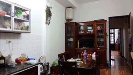 House for sale in Tho Quan, Ha Noi