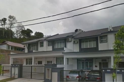 4 Bedroom House for sale in Hulu Langat, Selangor