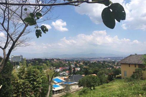 Tanah dijual dengan  di Cibeureum, Jawa Barat