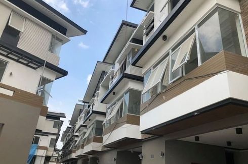 4 Bedroom Townhouse for sale in Apolonio Samson, Metro Manila near LRT-1 Balintawak