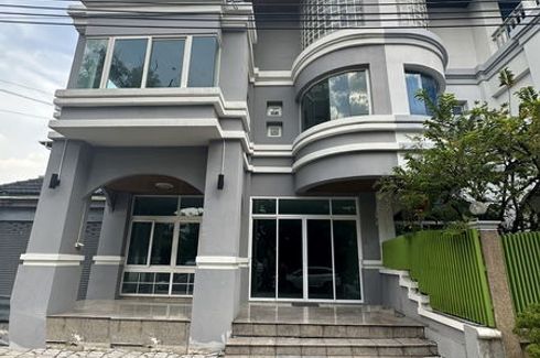 9 Bedroom Townhouse for rent in Hua Mak, Bangkok near MRT Ramkhamhaeng