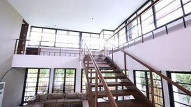 4 Bedroom House for sale in Pulong Santa Cruz, Laguna