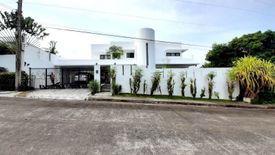 4 Bedroom House for sale in Kinasang-An Pardo, Cebu