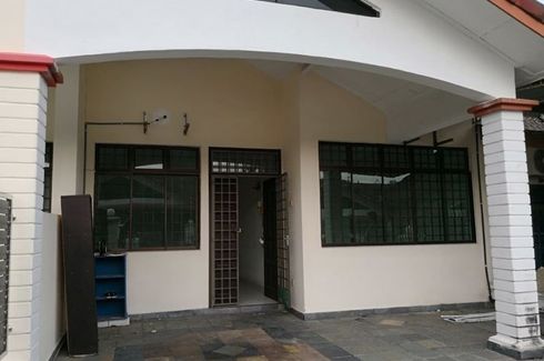 3 Bedroom House for Sale or Rent in Persiaran Perling 1, Johor
