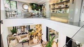 4 Bedroom House for sale in San Lorenzo, Metro Manila near MRT-3 Ayala