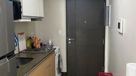 Condo for rent in Paseo Heights, Urdaneta, Metro Manila near MRT-3 Ayala