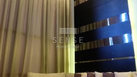 3 Bedroom Condo for sale in Urbano Absolute Sathon - Taksin, Khlong Ton Sai, Bangkok near BTS Krung Thon Buri