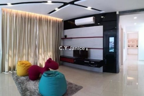 7 Bedroom House for sale in Bukit Pantai, Kuala Lumpur